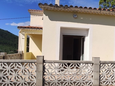 Vente maison 10 pièces 180 m²