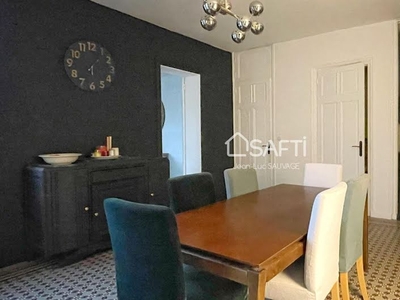 Vente maison 10 pièces 240 m²