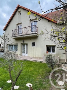 Vente maison 13 pièces 240 m²