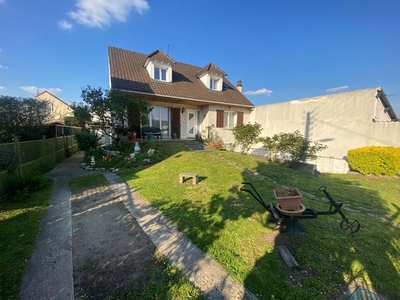 Vente maison 5 pièces 136 m²