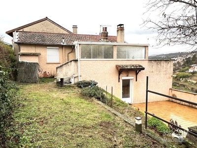 Vente maison 8 pièces 130 m²