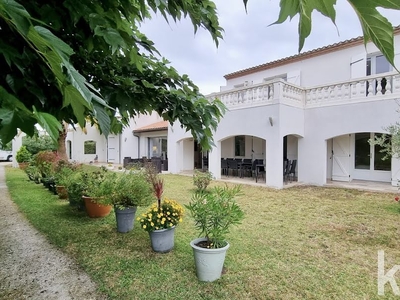 Vente maison 9 pièces 208 m²