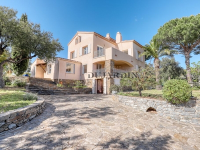 Villa de 13 pièces de luxe en vente Bormes-les-Mimosas, Provence-Alpes-Côte d'Azur