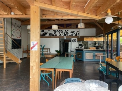 Créon, bar/restaurant avec licence 3 env 180 m²