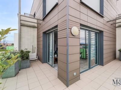 Oberhausbergen - construction récente - appartement coup de cœur en étage avec terrasse exceptionnelle et parking intérieur