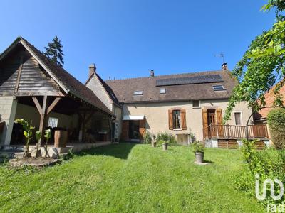 Vente maison 7 pièces 222 m² Villeneuve-l'Archevêque (89190)