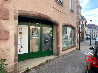 Local commercial, place du Marché Aux Choux Sélestat