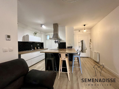 Location d'un appartement T3 meublé à TOULOUSE (31400)