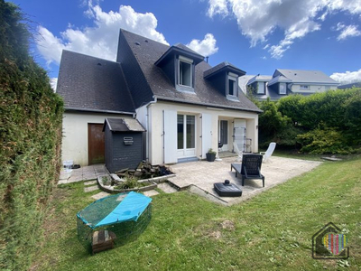 Maison individuelle avec jardin