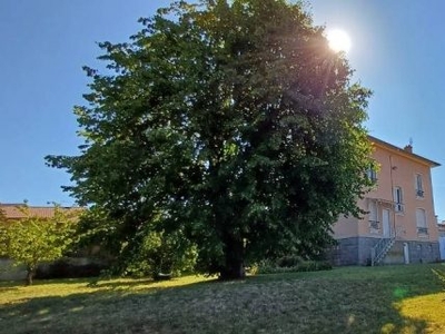 T3 avec jardin, parking et cave