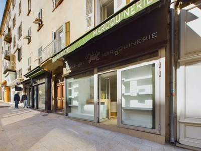 Vente droit au bail d'un local commercial à Ajaccio - Cours Napoléon