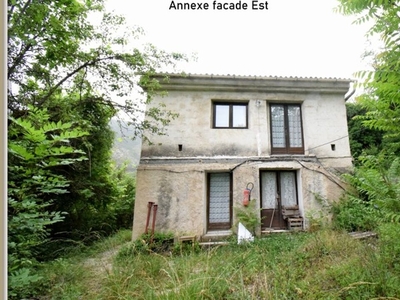 Vente maison 23 pièces 450 m² Castellane (04120)