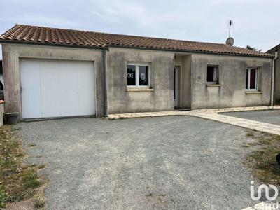 Maison 3 pièces de 72 m² à La Ferrière-en-Parthenay (79390)