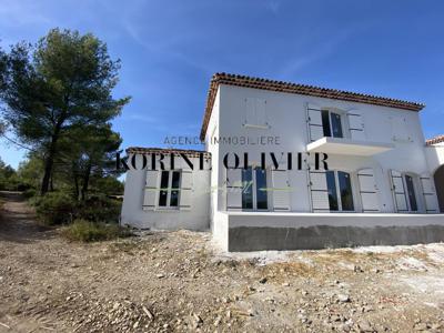 Maison de 4 chambres de luxe en vente à Lambesc, Provence-Alpes-Côte d'Azur