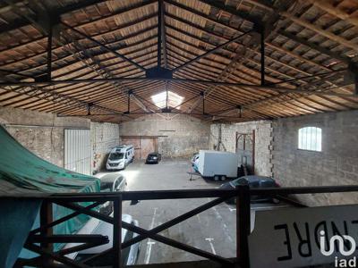 Parking/garage/box de 430 m² à Castillon-la-Bataille (33350)