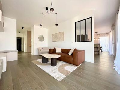 Location meublée appartement 5 pièces 93 m²