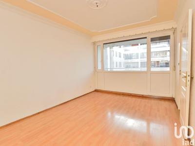 Appartement 3 pièces de 56 m² à Uckange (57270)