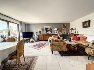 Appartement de 4 pièces de luxe en vente à Sanary-sur-Mer, France