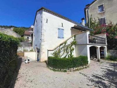 Charmante maison de village en pierre, entièrement rénovée, avec jardin clos et terrasse, vallée du Lot