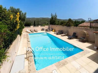 Maison de 7 chambres de luxe en vente à Allauch, Provence-Alpes-Côte d'Azur