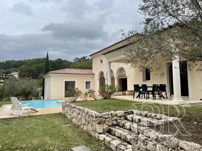 Villa de luxe de 6 pièces en vente Châteauneuf-Grasse, Provence-Alpes-Côte d'Azur