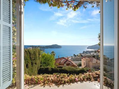 Maison de luxe de 6 pièces en vente à Villefranche-sur-Mer, Provence-Alpes-Côte d'Azur