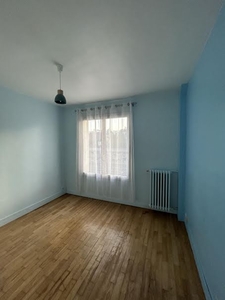 Location appartement 4 pièces 84 m²