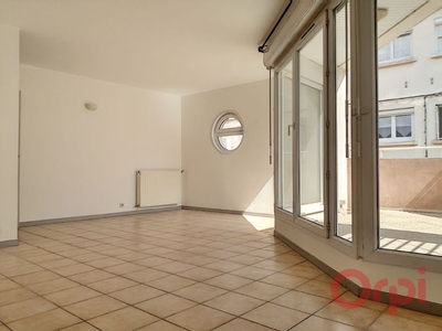 Location appartement 4 pièces 86.25 m²