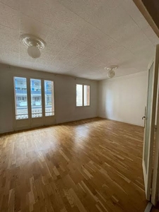 Location appartement 4 pièces 93.22 m²
