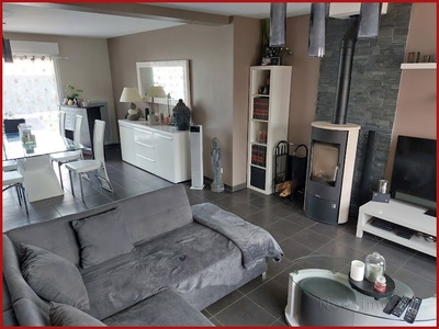 Vente maison 6 pièces 130 m²