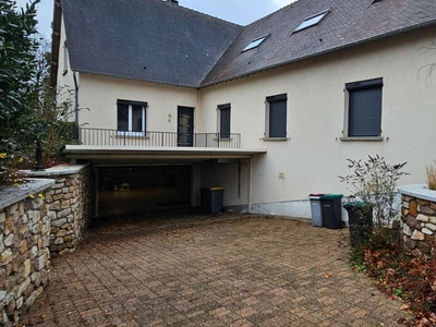 Vente maison 6 pièces 264 m² Montmarault (03390)