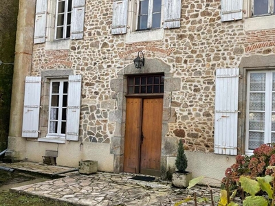 Vente maison 7 pièces 160 m² Vayres (87600)