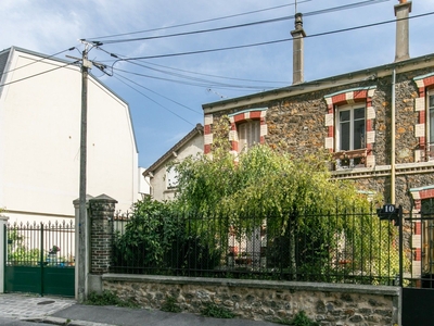 Appartement 2 pièces de 38 m² à Fontenay-sous-Bois (94120)