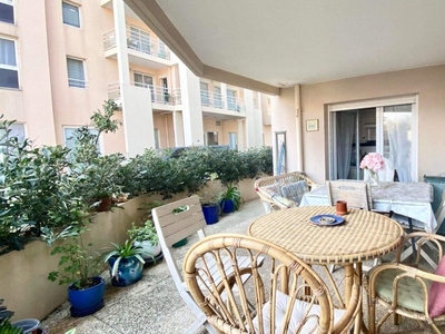 Appartement 2 pièces de 53 m² à Biarritz (64200)