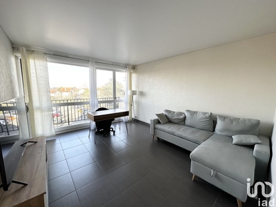 Appartement 3 pièces de 61 m² à Ris-Orangis (91130)