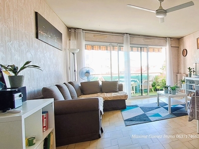 Appartement 3 pièces de 74 m² à Toulon (83000)