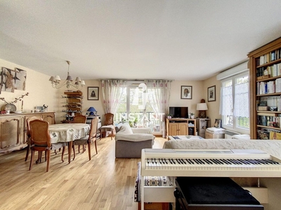 2 bedroom luxury Flat for sale in Alfortville, Île-de-France