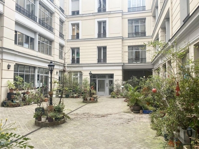 Appartement de 5 pièces de luxe à Canal Saint Martin, Château d’Eau, Porte Saint-Denis, Paris, Île-de-France