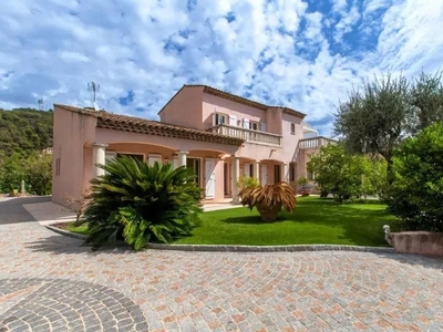 Maison de luxe 5 chambres en vente à Villefranche-sur-Mer, Provence-Alpes-Côte d'Azur