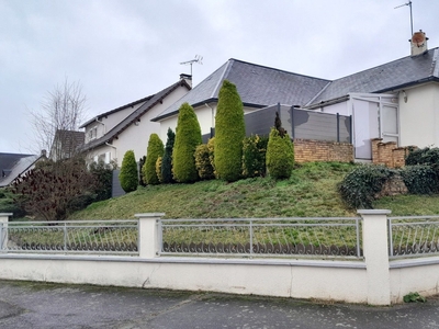 Maison 4 pièces de 91 m² à Chartres (28000)