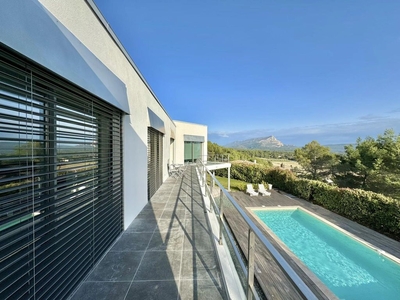 Villa de luxe de 7 pièces en vente Aix-en-Provence, Provence-Alpes-Côte d'Azur