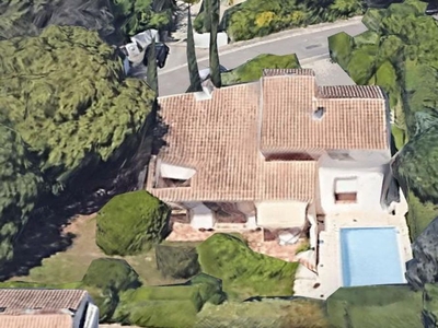 6 room luxury Villa for sale in Villeneuve-lès-Avignon, Occitanie