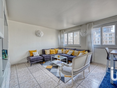 Appartement 4 pièces de 76 m² à Clichy (92110)