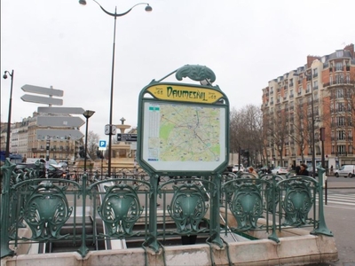 Local d'activités de 61 m² à Paris (75012)