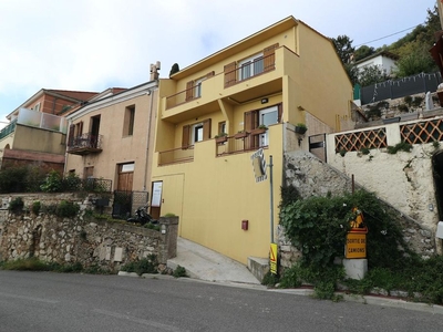 Maison de prestige de 106 m2 en vente La Turbie, Provence-Alpes-Côte d'Azur
