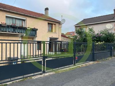 Vente maison 6 pièces 192 m² Noisy-le-Sec (93130)