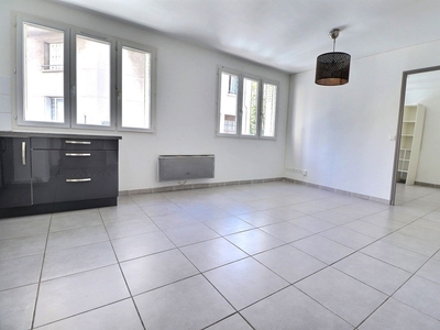 Appartement 2 pièces de 36 m² à Marseille (13004)