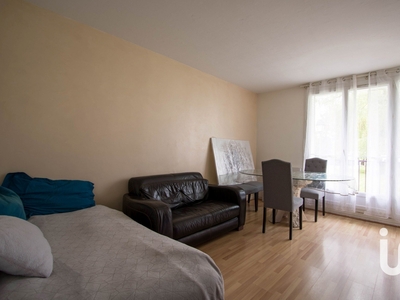 Appartement 3 pièces de 58 m² à Bois-d'Arcy (78390)