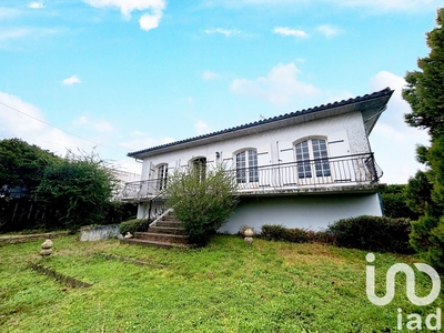 Maison 4 pièces de 118 m² à Pessac (33600)