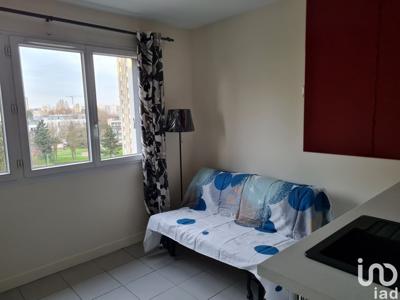Appartement 1 pièce de 14 m² à Chevilly-Larue (94550)